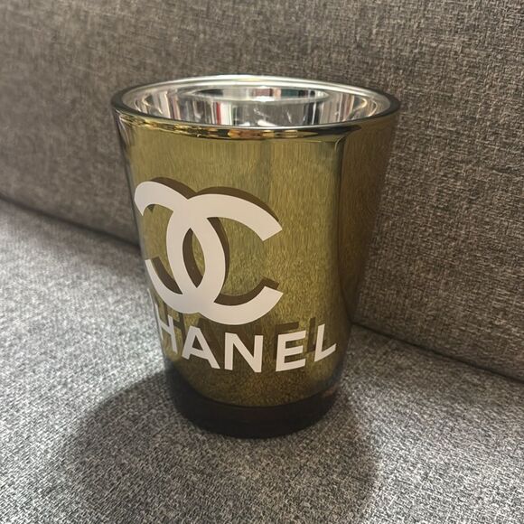 CHANEL Metallic Gold Candle - Picture 3 of 4